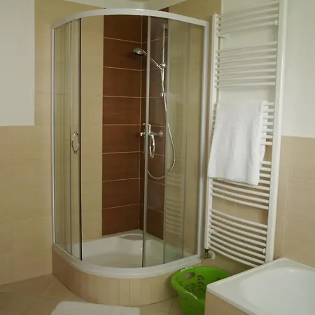 Apartman Raduska דירה *